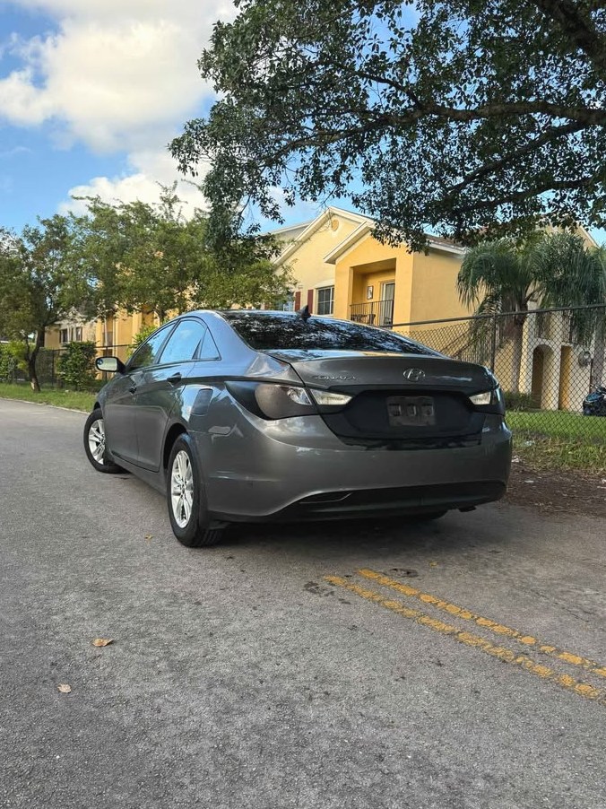 2012 Hyundai Sonata SE Sedan