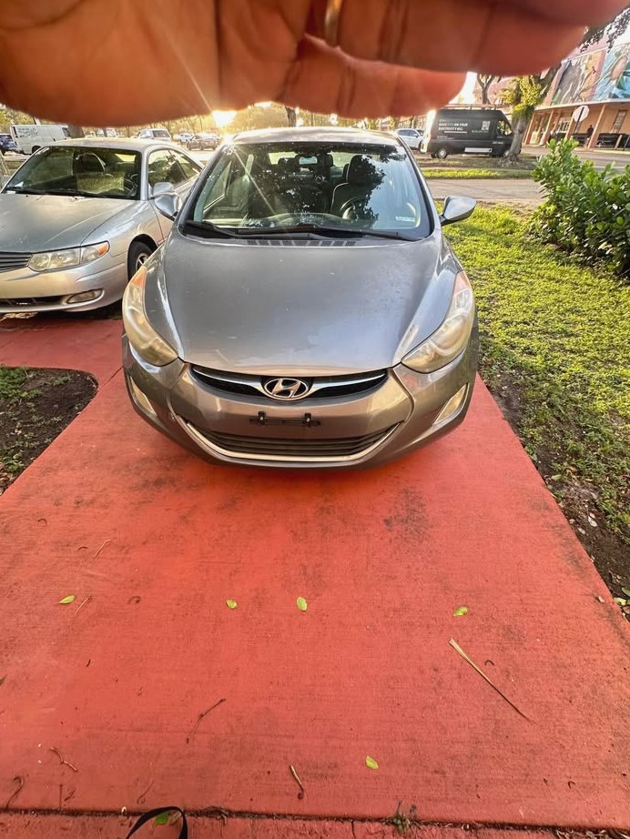 2013 Hyundai Elantra GL Sedan