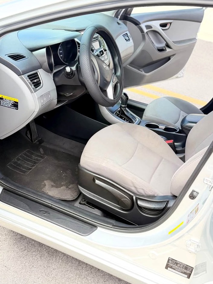 2016 Hyundai Elantra Sedan 4D