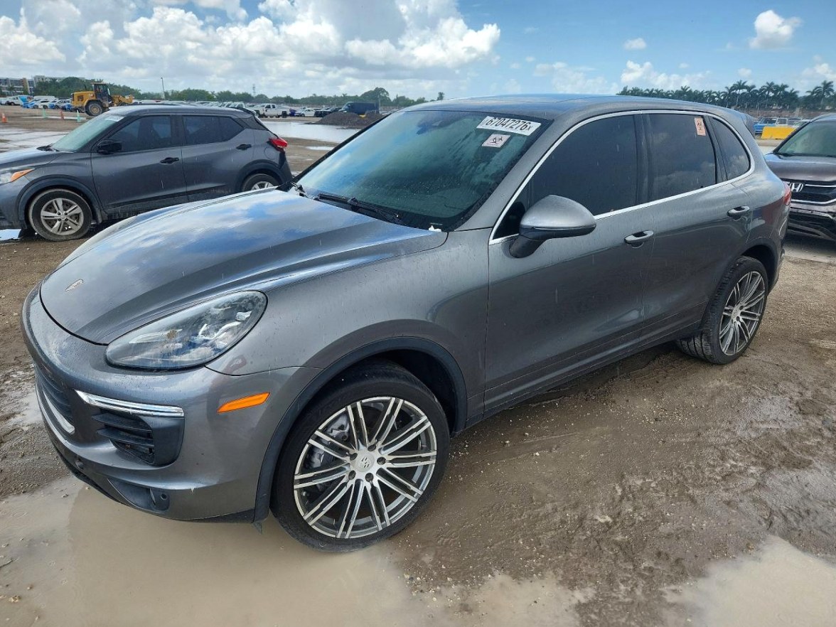 2016 Porsche Cayenne