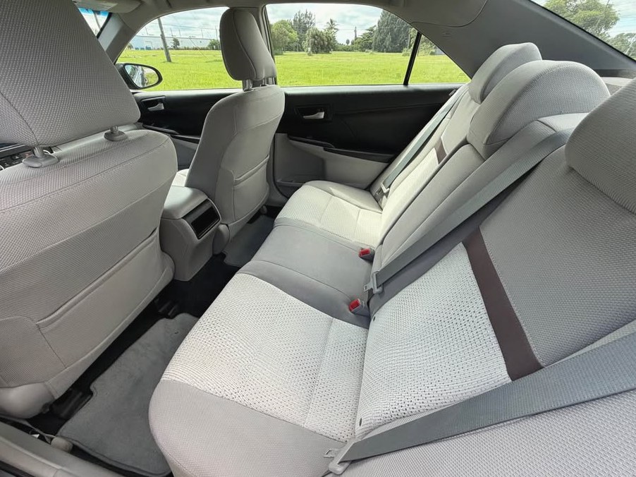 2012 Toyota Camry LE Sedan