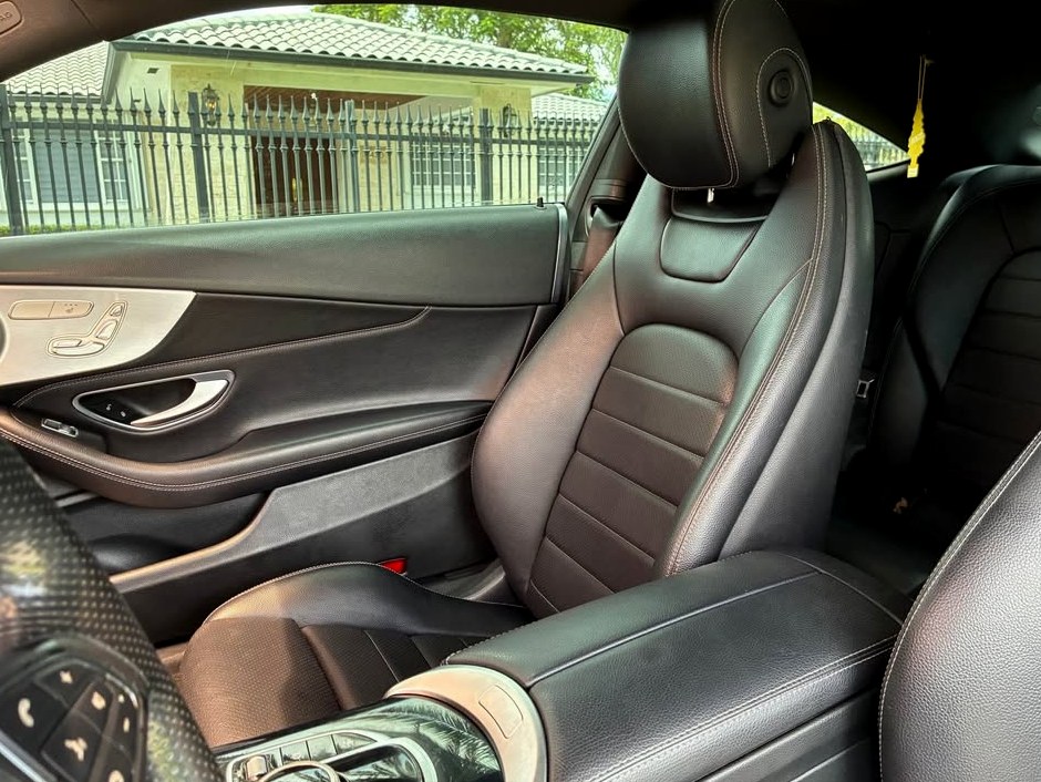 2017 Mercedes-Benz C-class C300