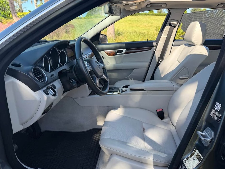 2012 Mercedes-Benz C-class C 300