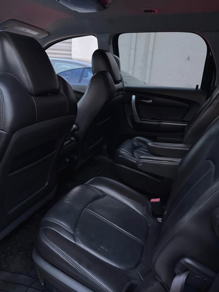 2012 GMC Acadia limited Sport
