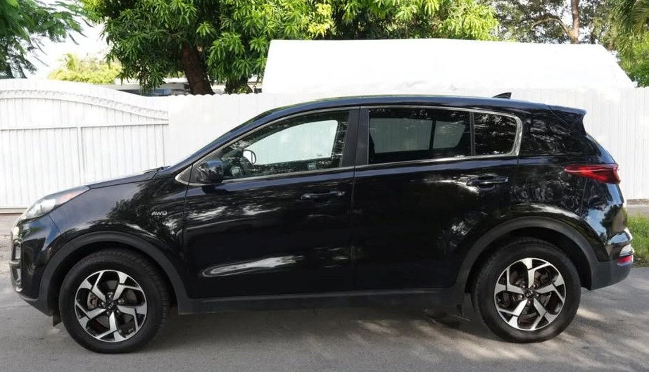 2021 Kia Sportage LX Sport
