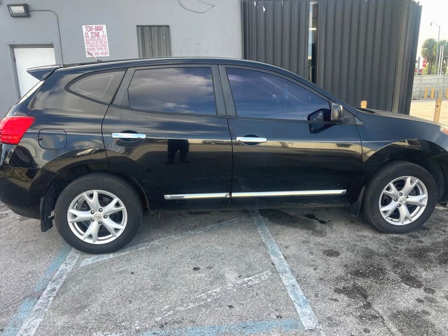 2011 Nissan Rogue S