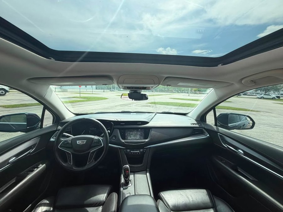 2017 Cadillac XT5