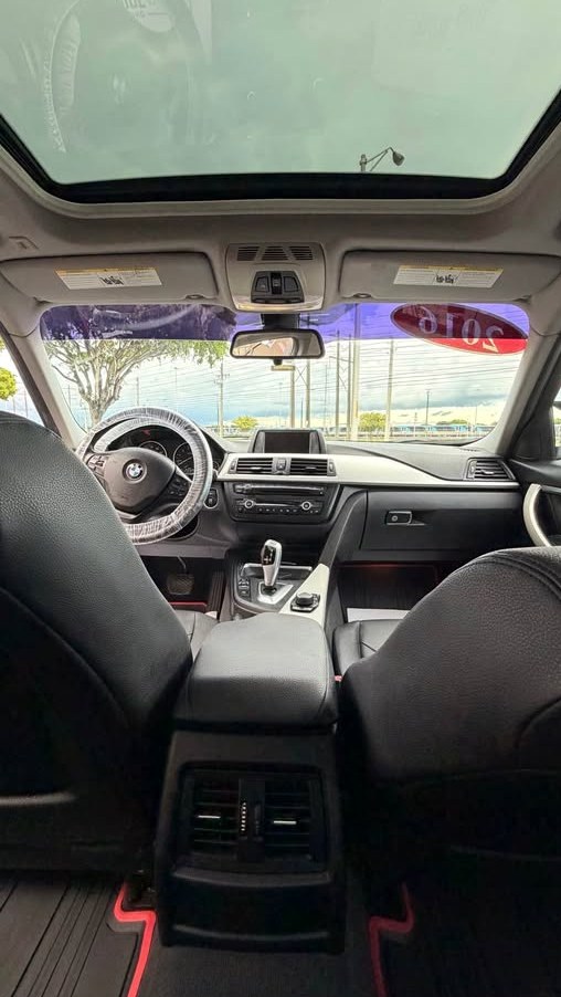 2016 BMW 3 series 320i
