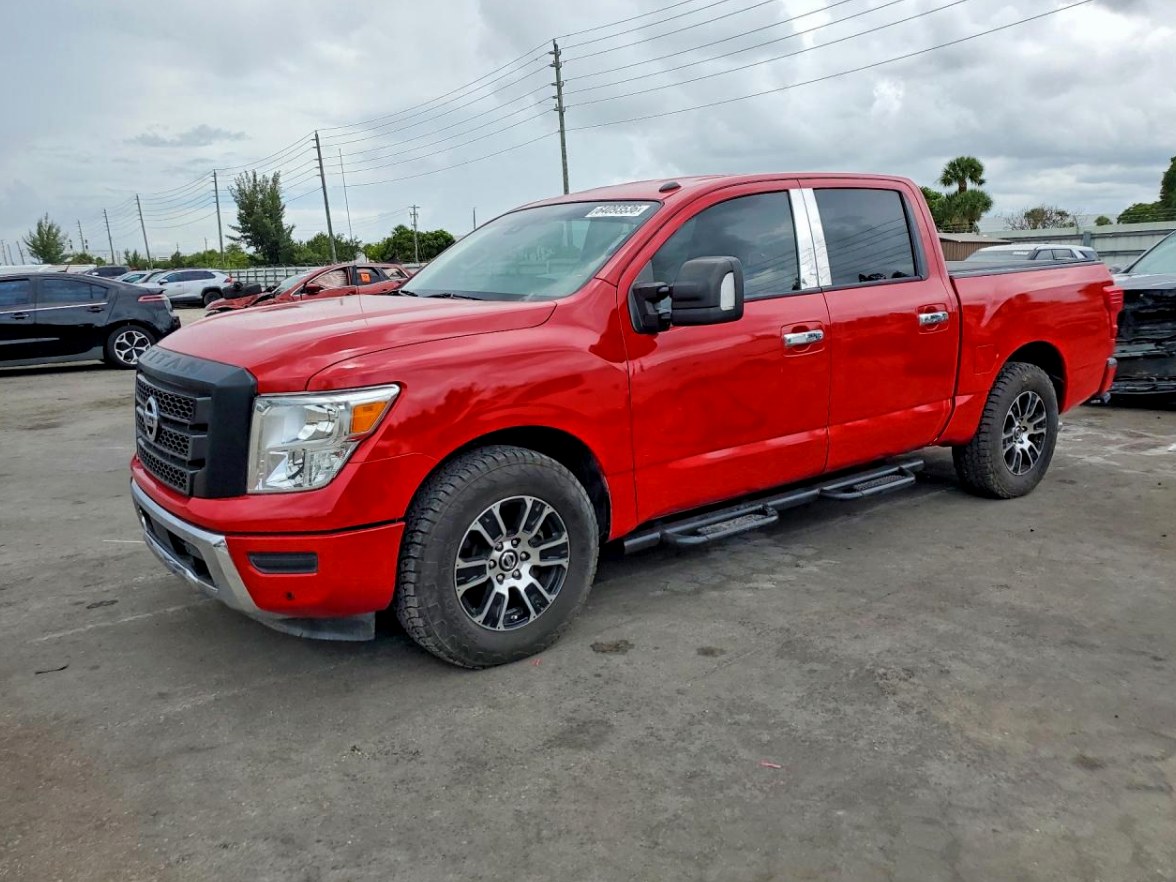 2021 Nissan Titan