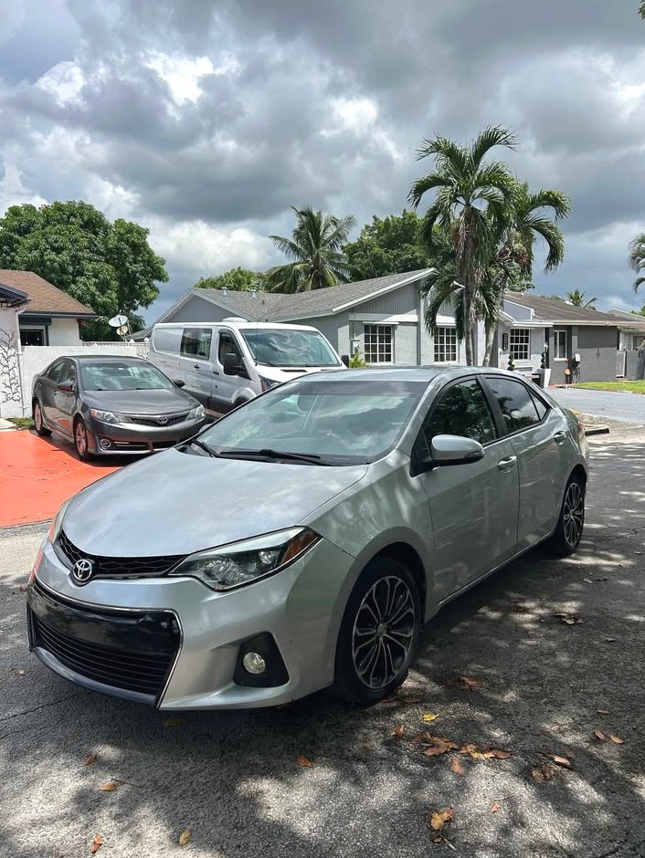 2015 Toyota Corolla S Sedan