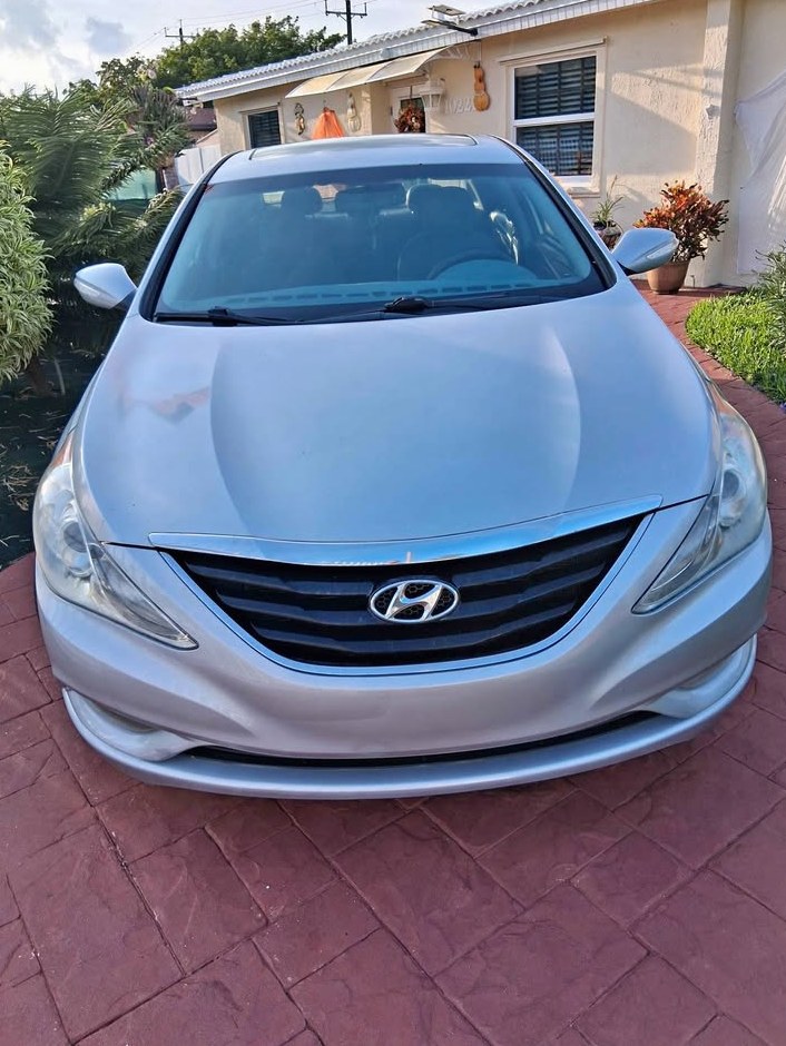 2013 Hyundai Sonata Limited Sedan