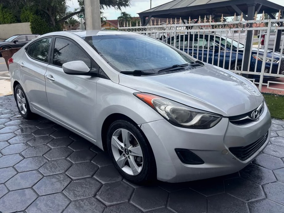 2013 Hyundai Elantra GLS Sedan