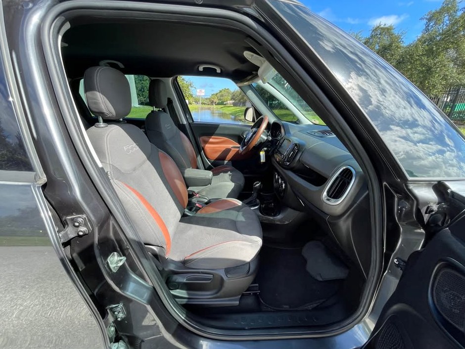 2014 Fiat 500l Trekking Hatchback