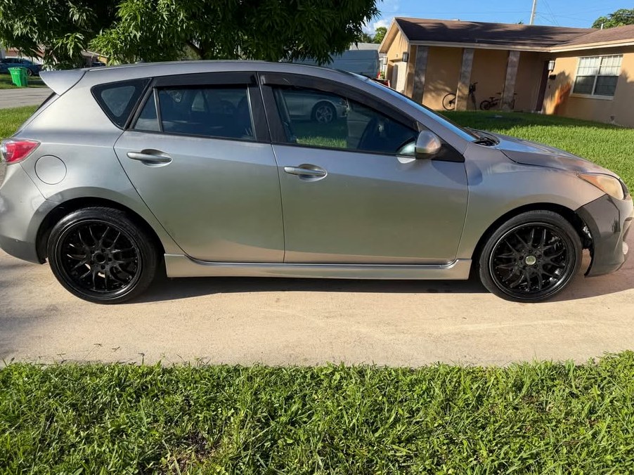 2011 Mazda 3 Grand Touring