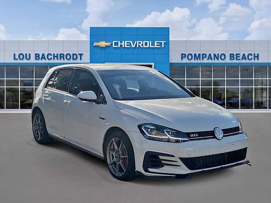2018 Volkswagen Golf S