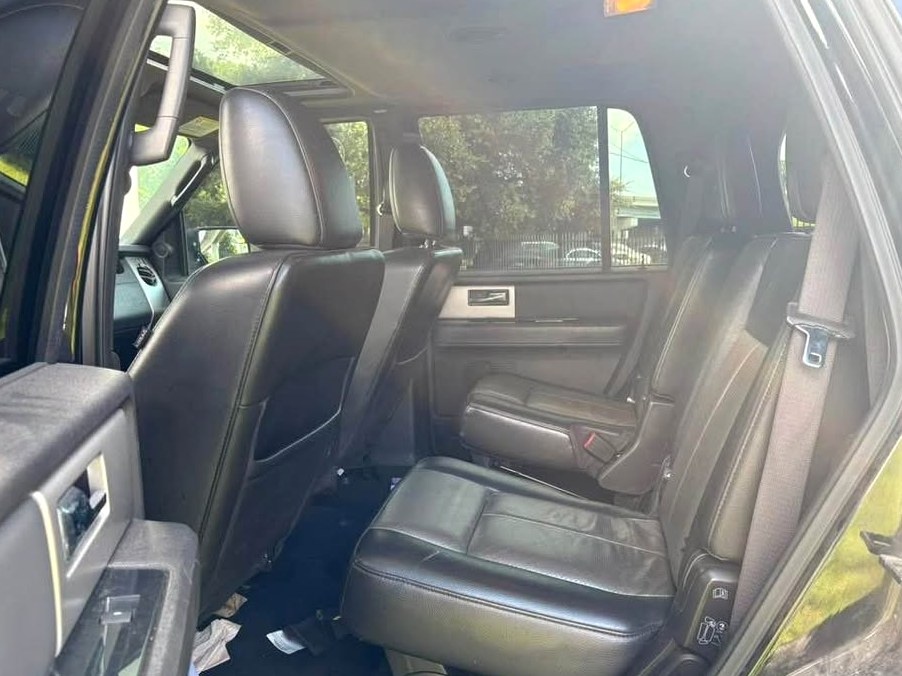 2012 Ford Expedition XLT Sport