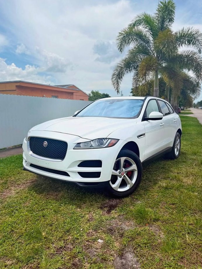 2019 Jaguar F-pace 25t Premium
