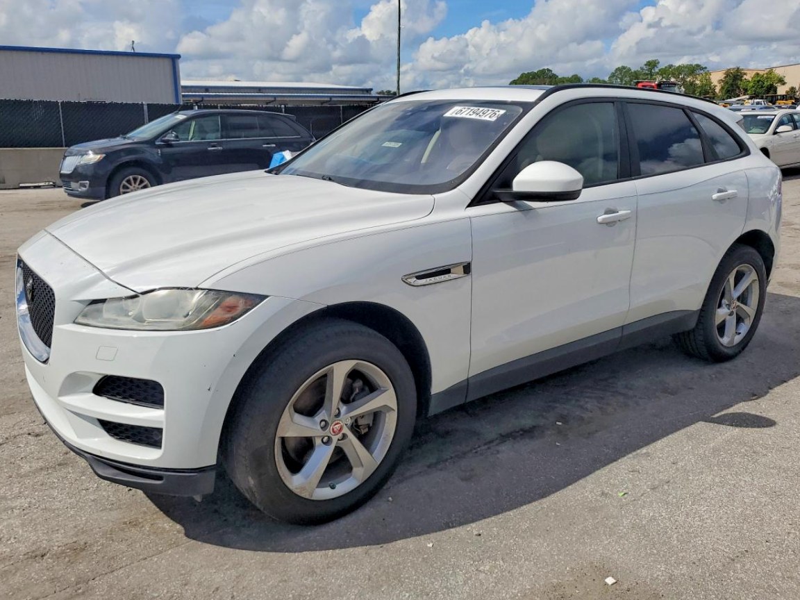 2017 Jaguar F-Pace