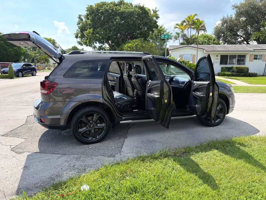 2018 Dodge Journey Crossroad Sport