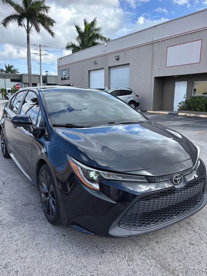 2020 Toyota Corolla SE Sedan