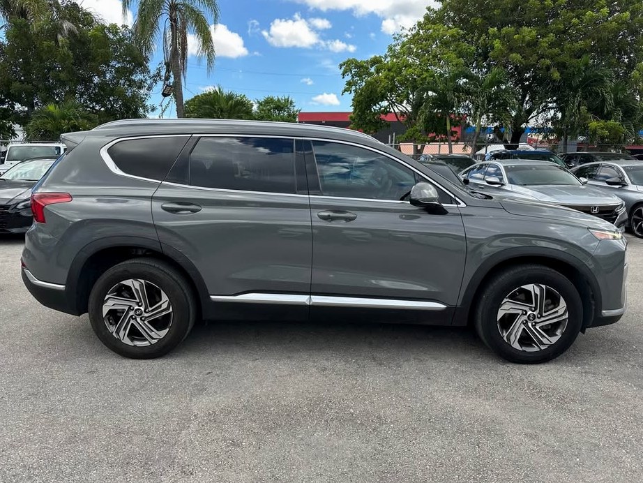 2022 Hyundai Santa fe LX