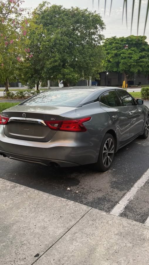 2018 Nissan Maxima SR Sedan