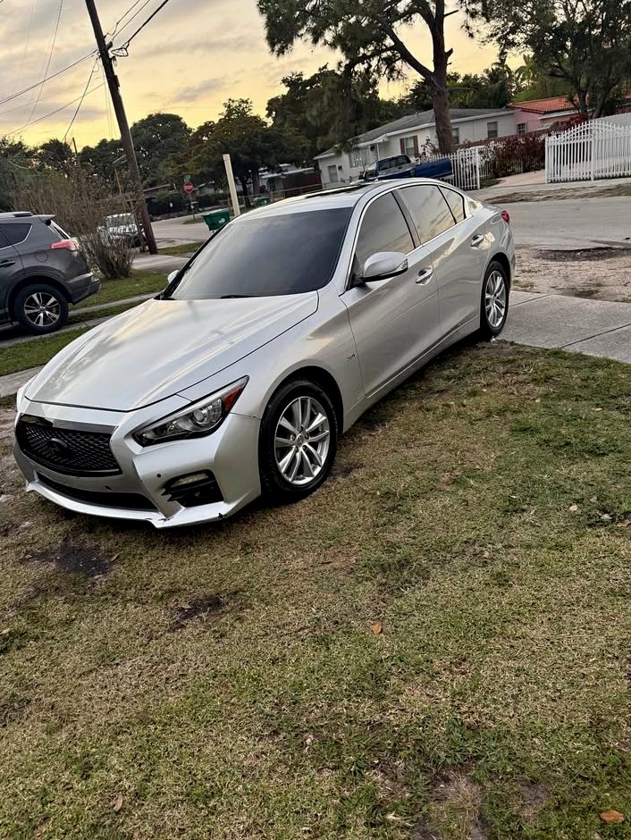 2016 Infiniti Q50 3.0t LUXE