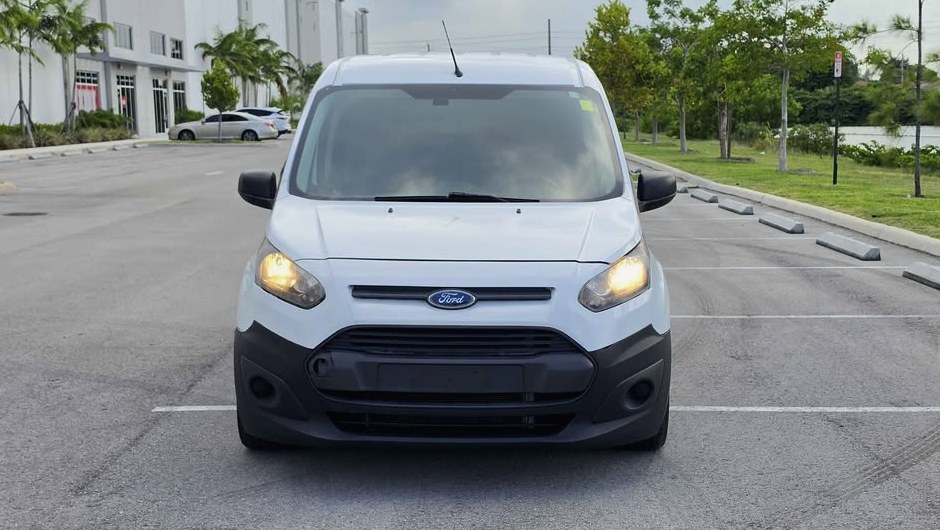 2017 Ford Transit connect cargo