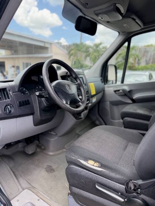 2018 Mercedes-Benz Sprinter 98893 miles