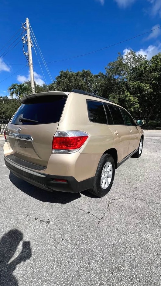 2011 Toyota Highlander Sport Utility