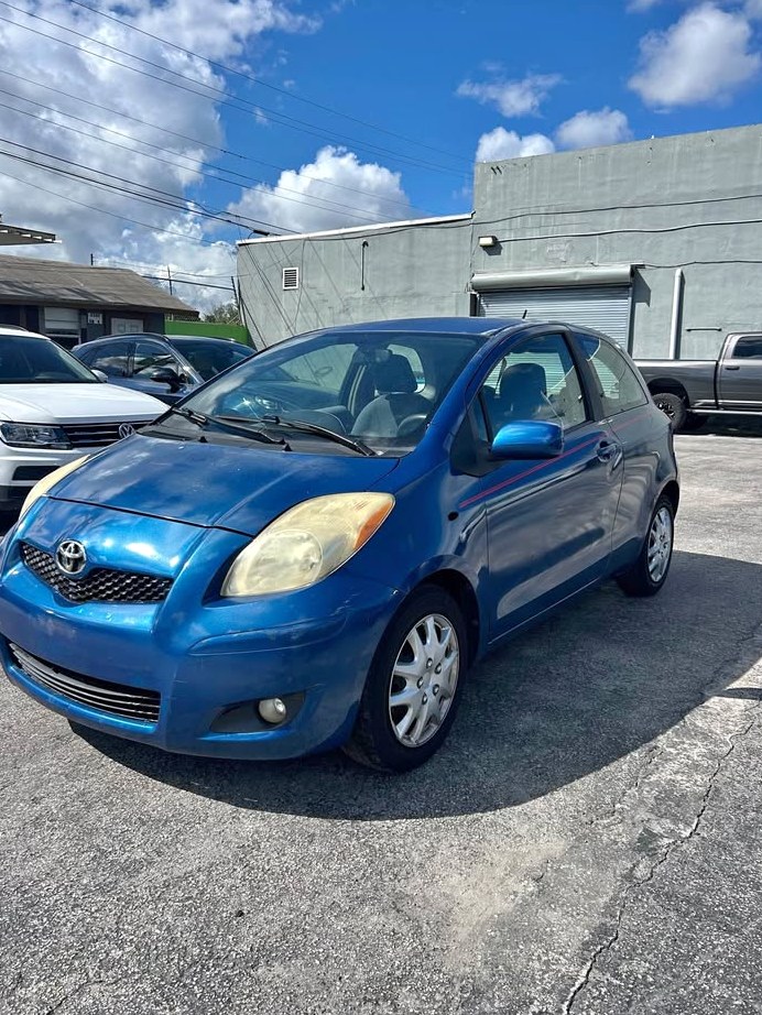 2008 Toyota Yaris hatchback