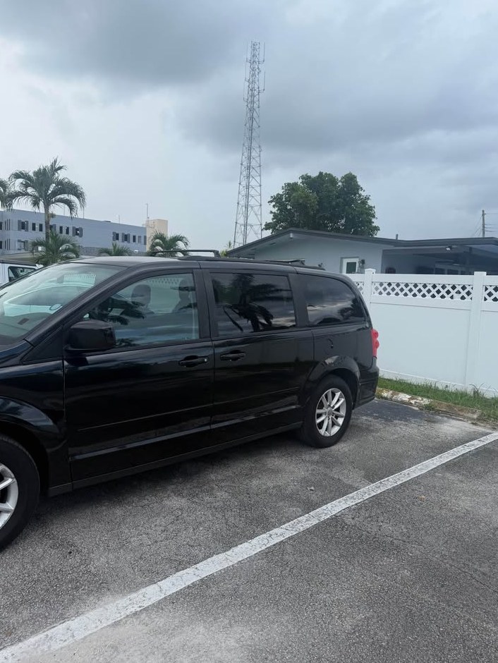 2016 Dodge Caravan SXT Minivan