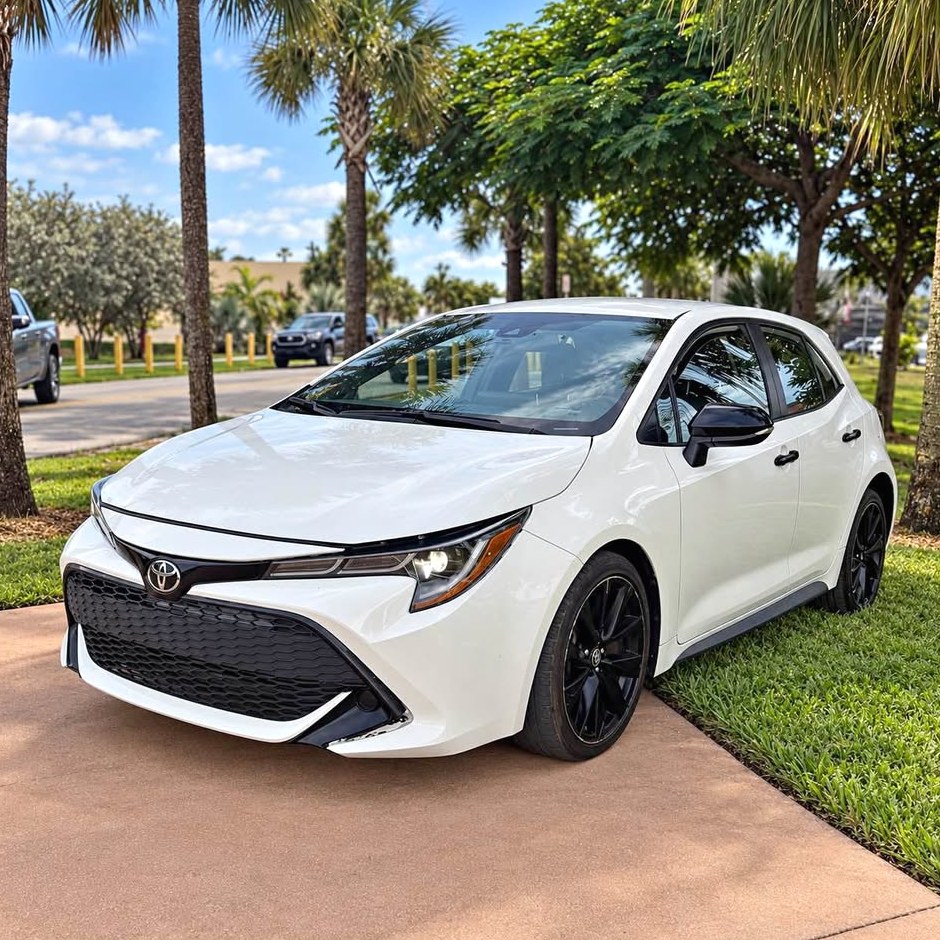 2022 Toyota Corolla hatchback SE
