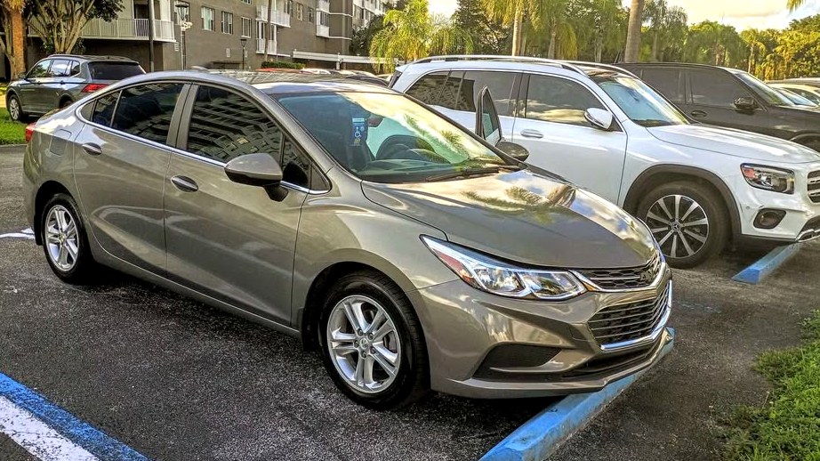 2018 Chevrolet Cruze LT Sedan