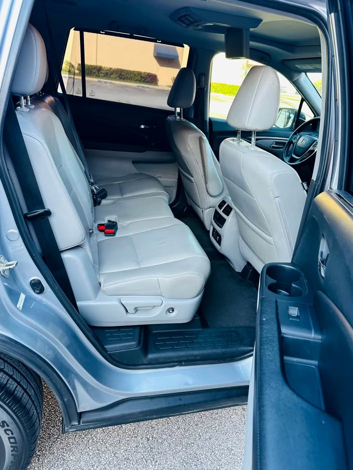 2017 Honda Pilot Touring Sport
