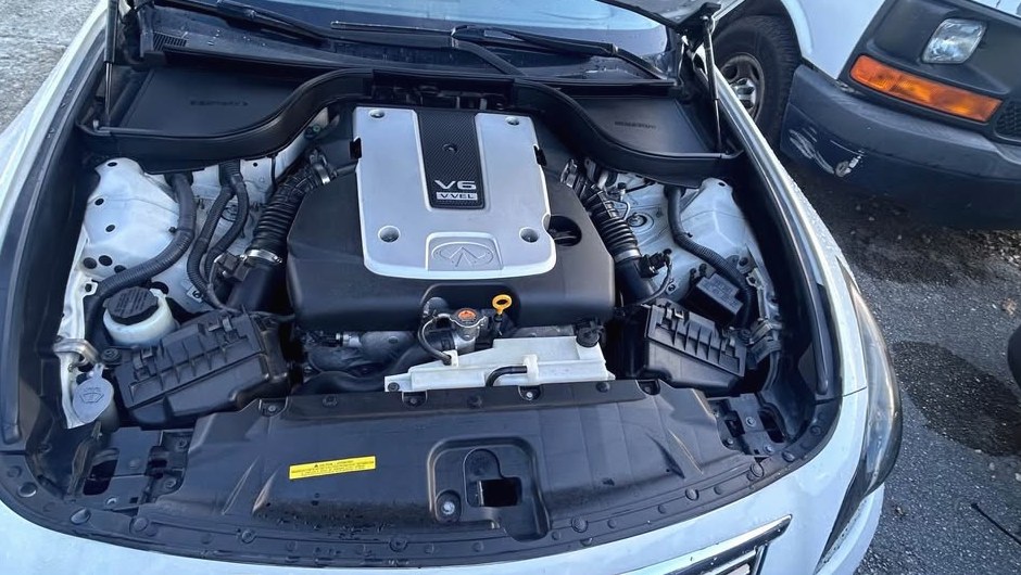 2013 Infiniti G37