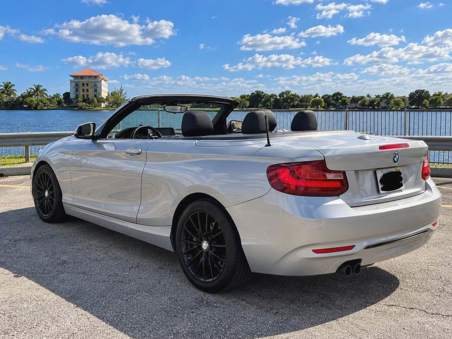 2016 BMW 2 series 228i