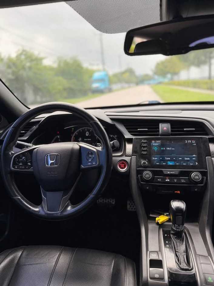 2017 Honda Civic Sport Hatchback