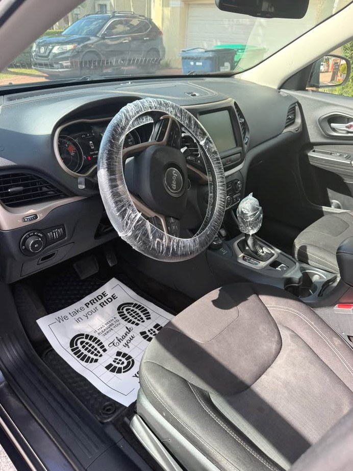 2016 Jeep Cherokee Latitude Sport