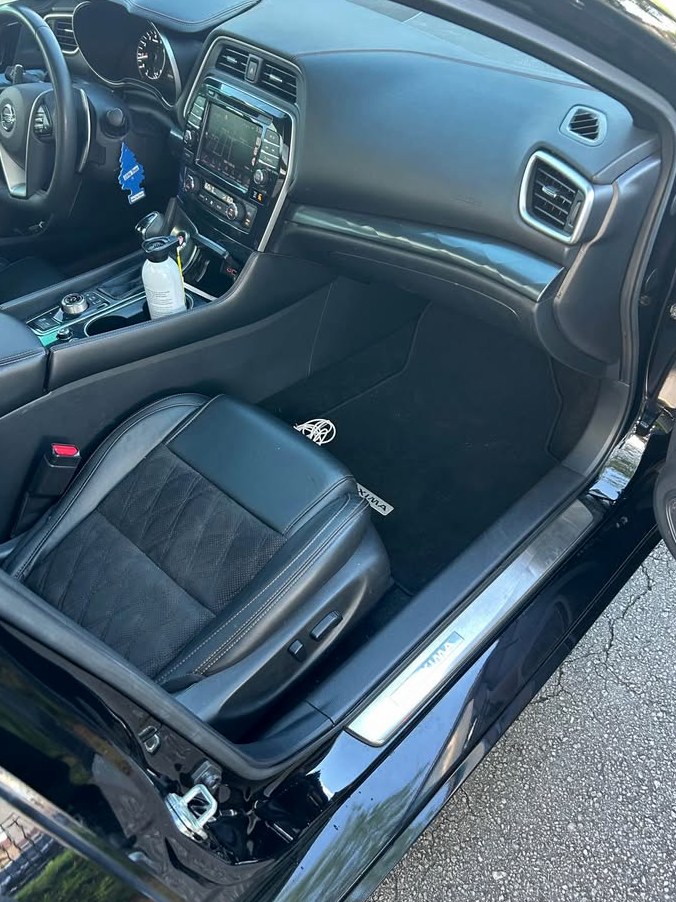 2021 Nissan Maxima SR