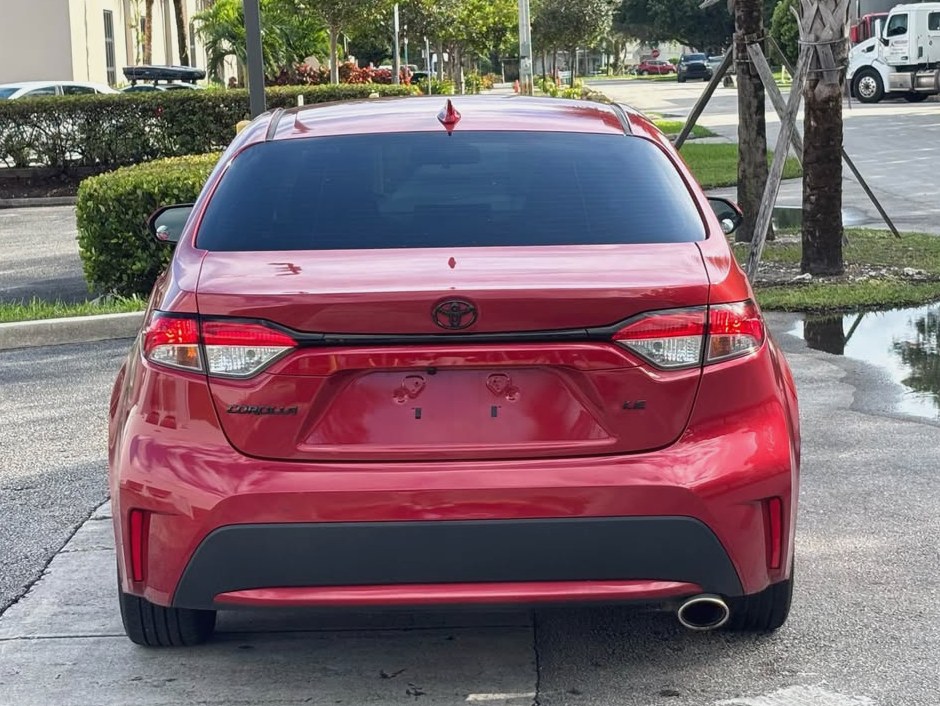 2020 Toyota Corolla LE Sedan