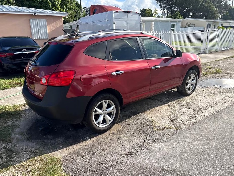 2011 Nissan Rogue SL Sport