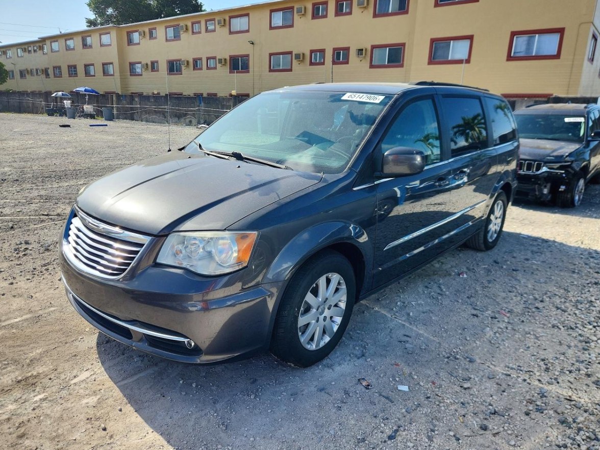 2015 Chrysler Town & Country