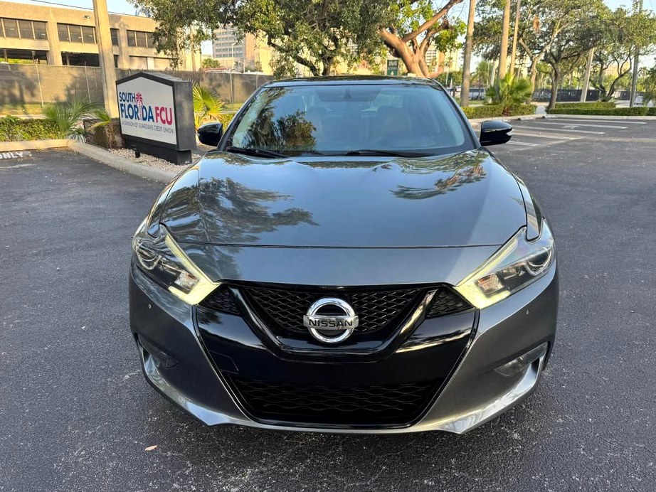 2016 Nissan Maxima SR