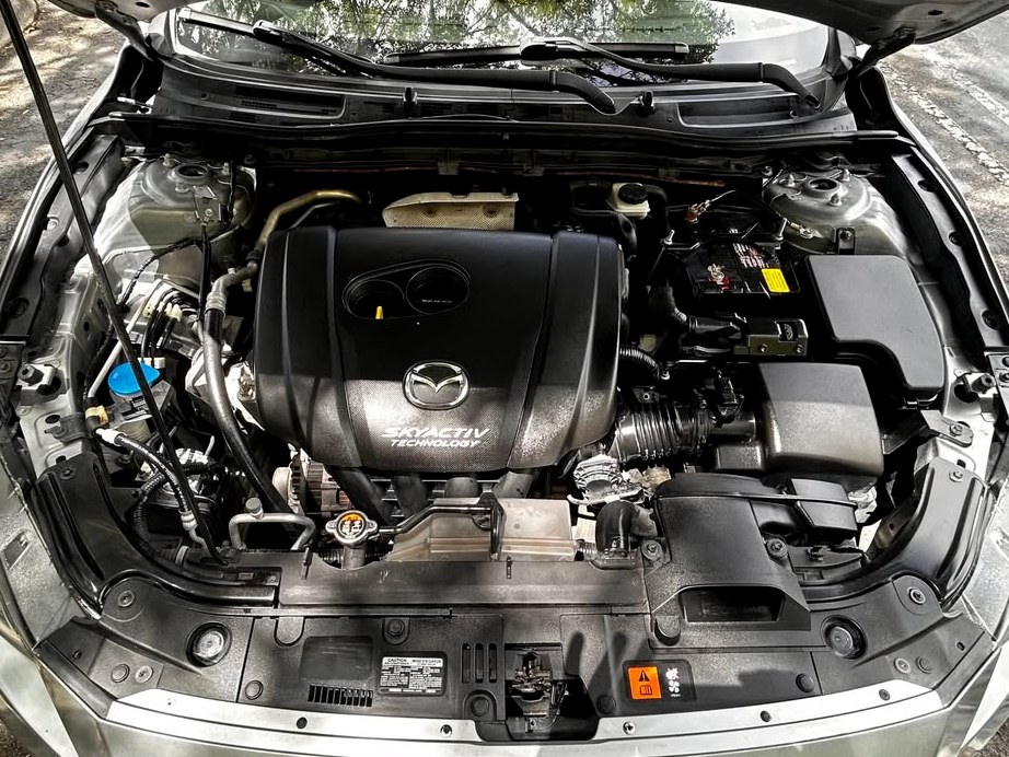 2016 Mazda 3 i Sport