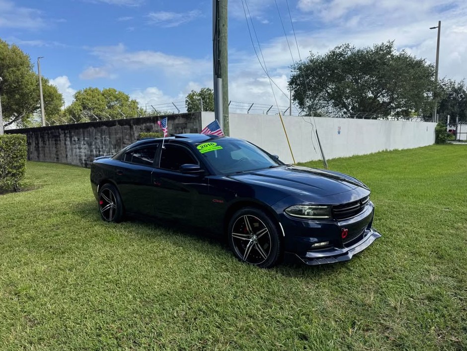 2016 Dodge Charger SXT Sedan