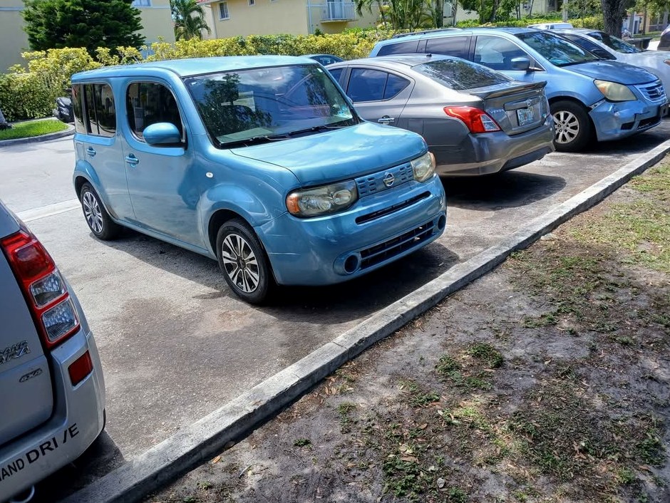 2010 Nissan Cube S Krom