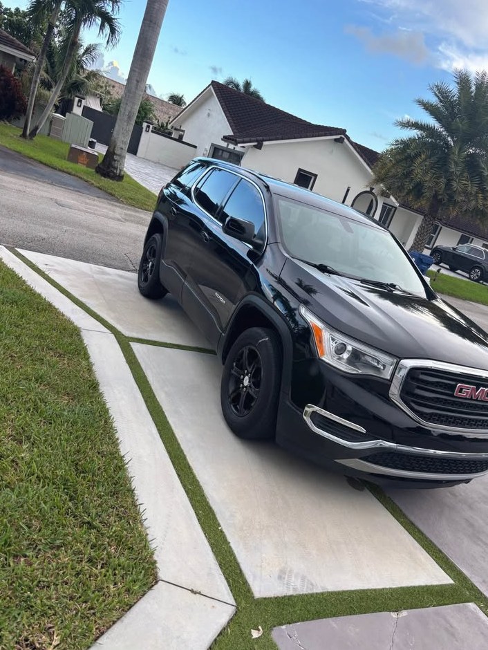 2018 GMC Acadia SLE-2 Sport