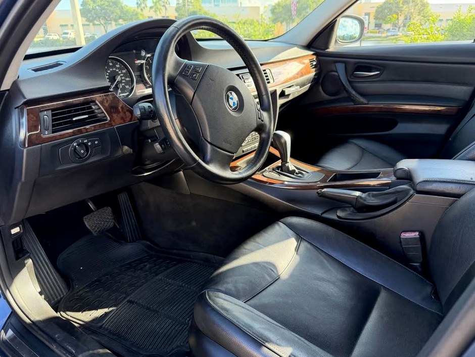 2011 BMW 3 series 328i