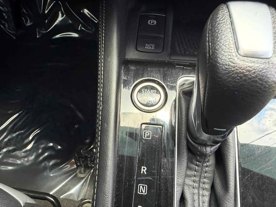 2023 Nissan Kicks SV Sport